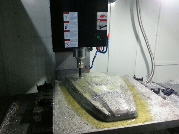 模具电脑锣加工中心